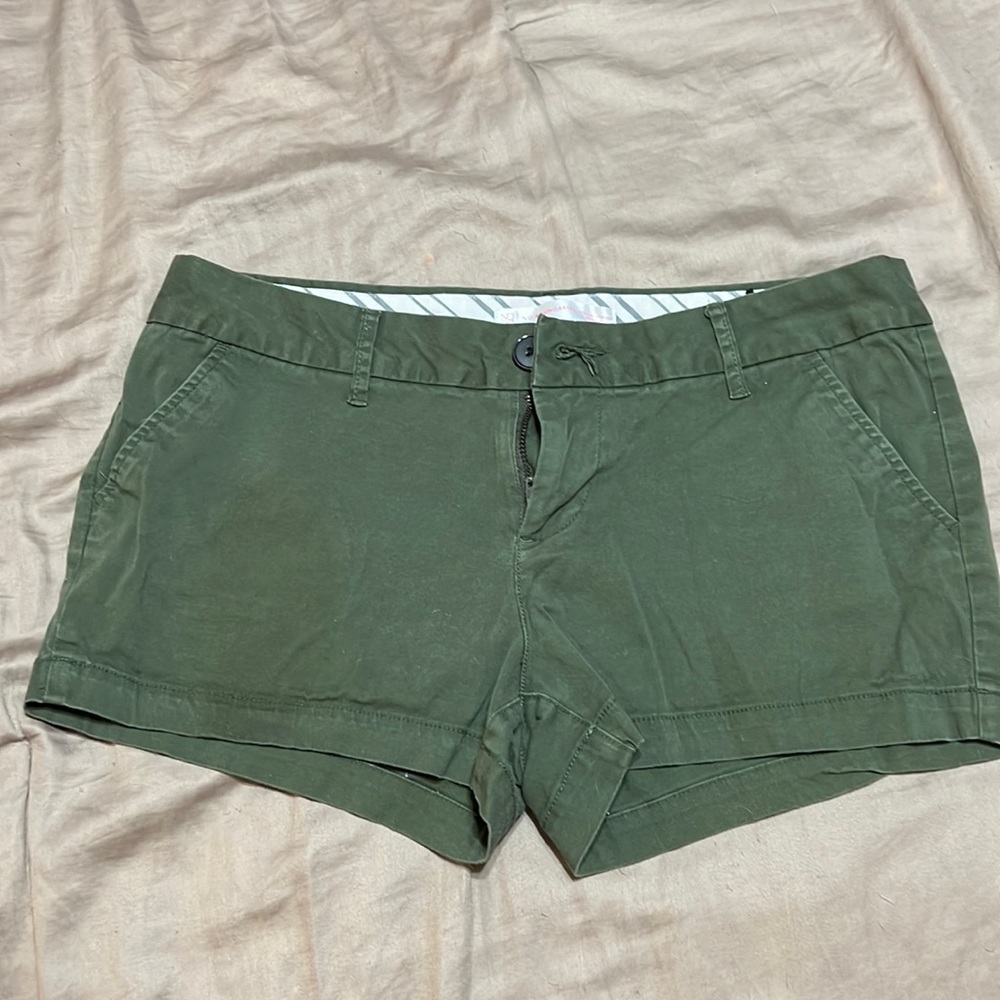 Army green khaki shorts